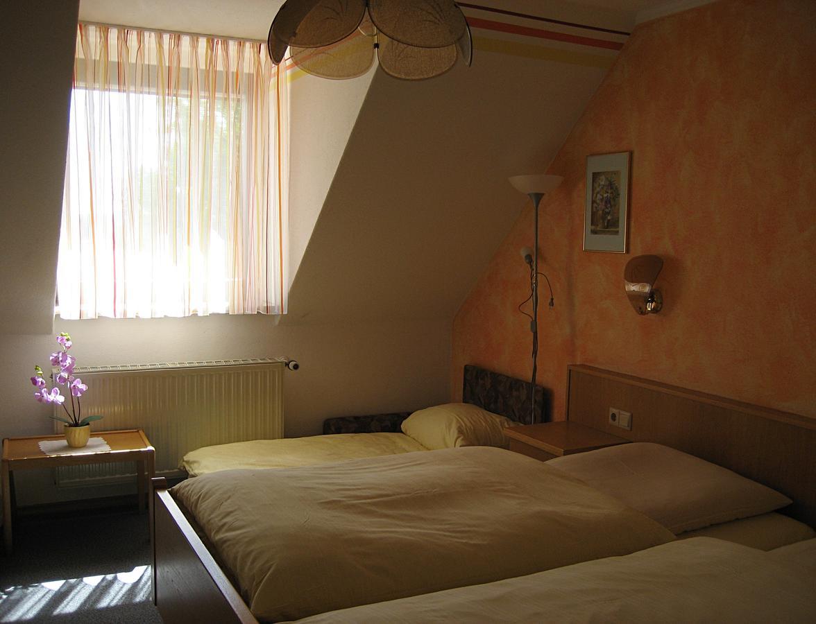 Hotel-Gasthof "Zum Bartl" Sulzbach-Rosenberg Exteriör bild