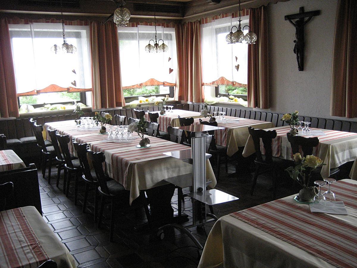 Hotel-Gasthof "Zum Bartl" Sulzbach-Rosenberg Exteriör bild