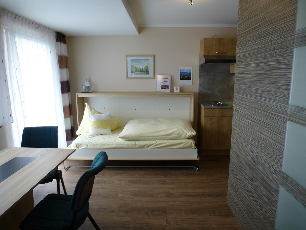 Hotel-Gasthof "Zum Bartl" Sulzbach-Rosenberg Exteriör bild